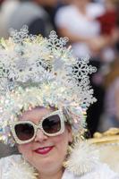 NO.christmasparade.120825_6543.JPG