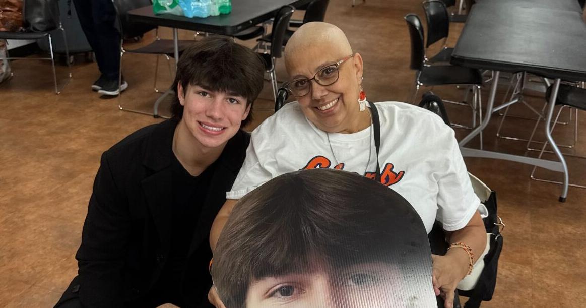 Baton Rouge-area mom with Stage IV cancer fights to see her son graduate: 'My best friend.'