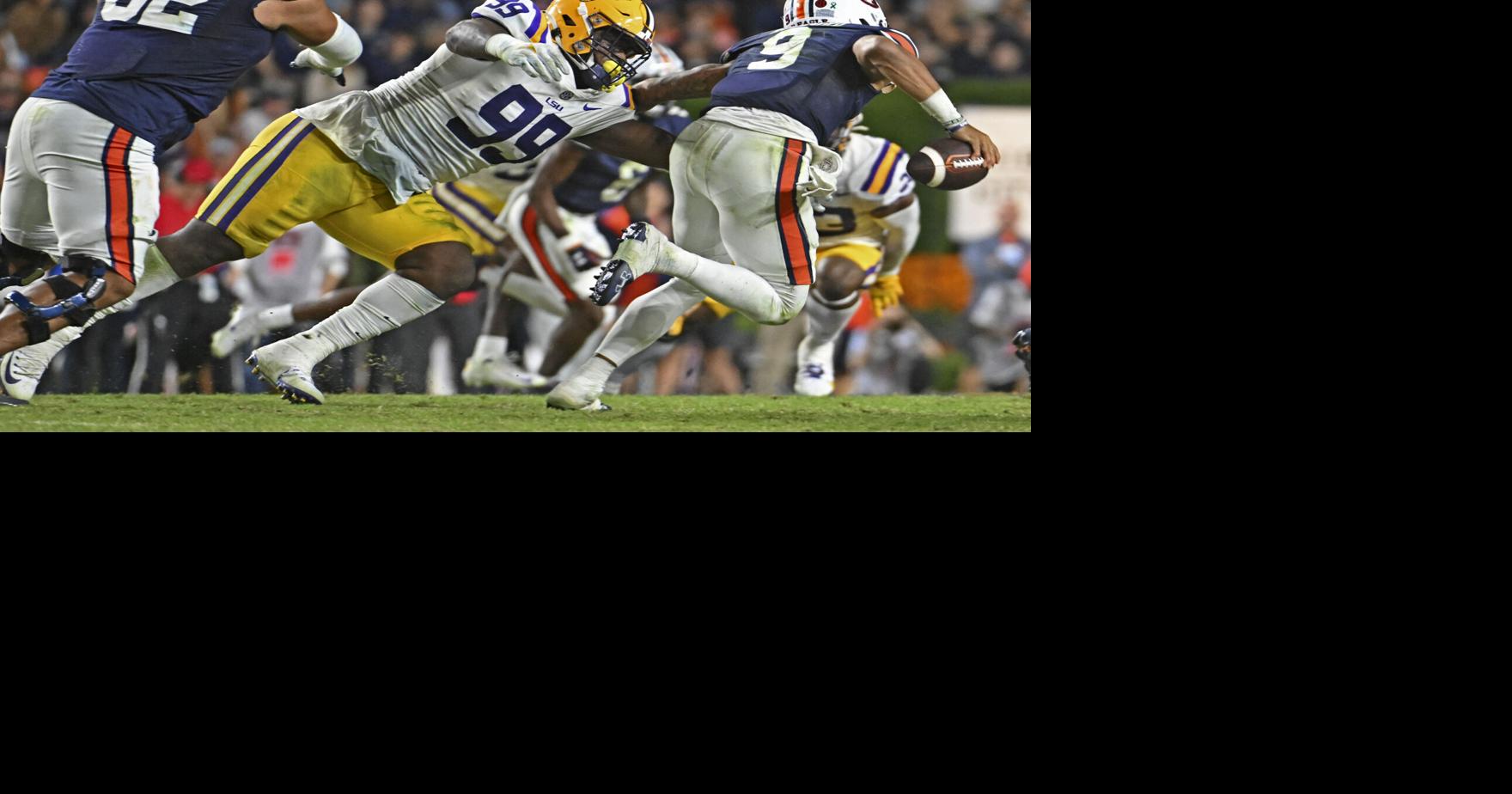 Film review: How LSU made adjustments to overcome 17-0 deficit in win ...
