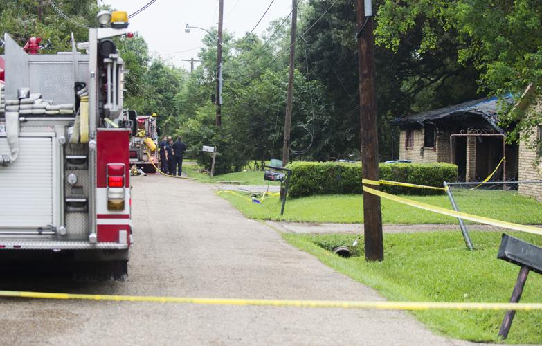 Woman, 81, dies in Friday morning house fire in Lafayette, daughter