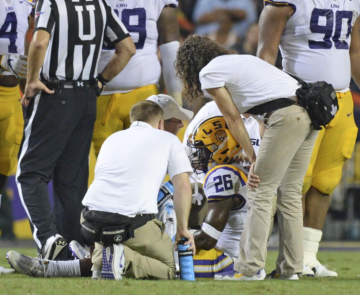 lsusyracuse.092417 HS 1768.JPG