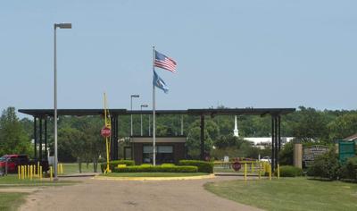 Avoyelles Prison Warden Tests Positive For Coronavirus Under Quarantine Coronavirus Theadvocate Com