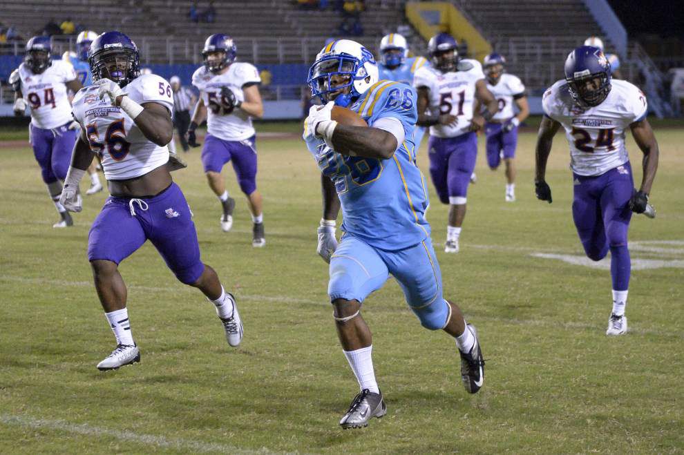 Photos: Northwestern vs Southern _lowres
