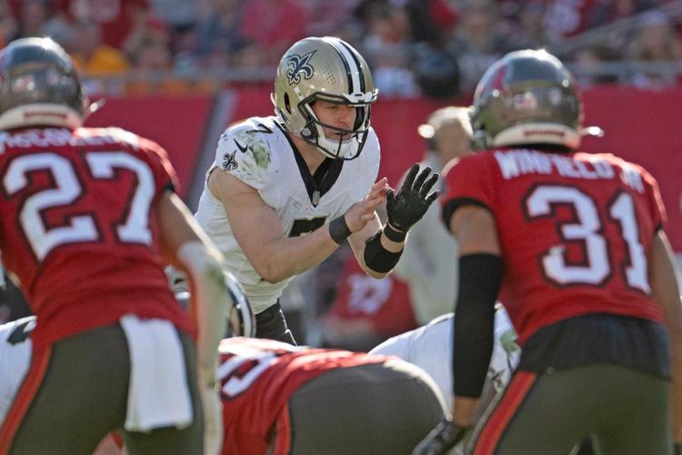 NO.saintsbucs.010124 HS 8460.jpg