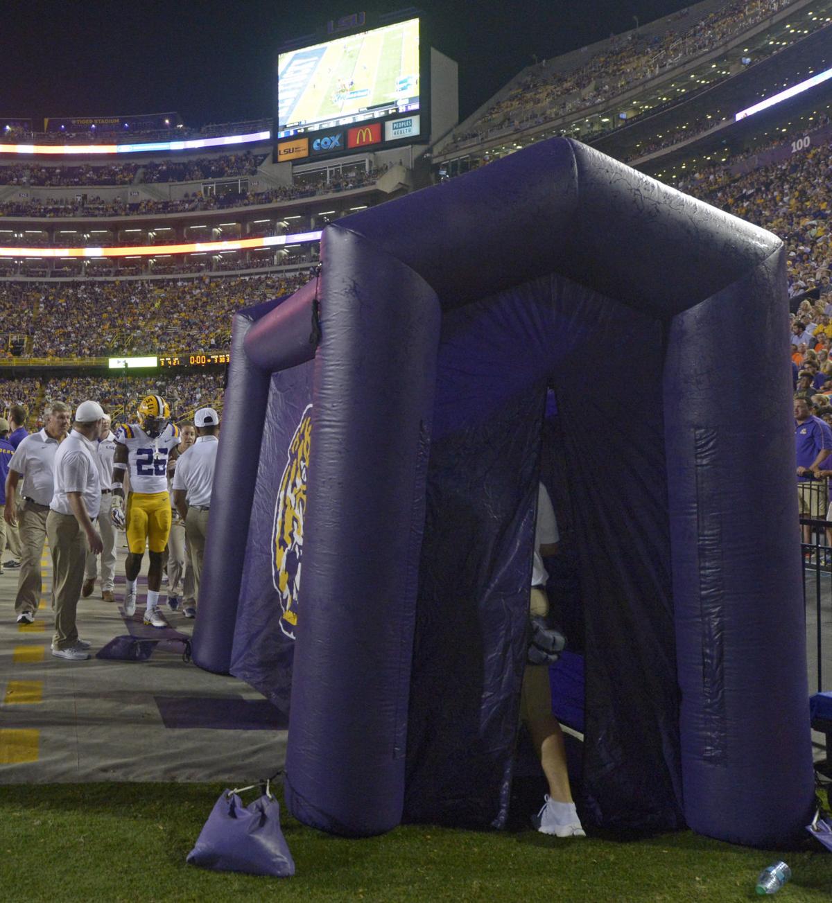 lsusyracuse.092417 HS 1490.JPG