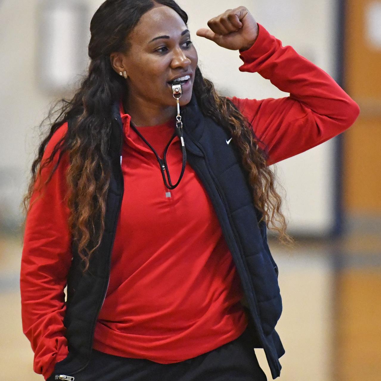 Former Lsu Star Temeka Johnson In Her First Year As Mckinley