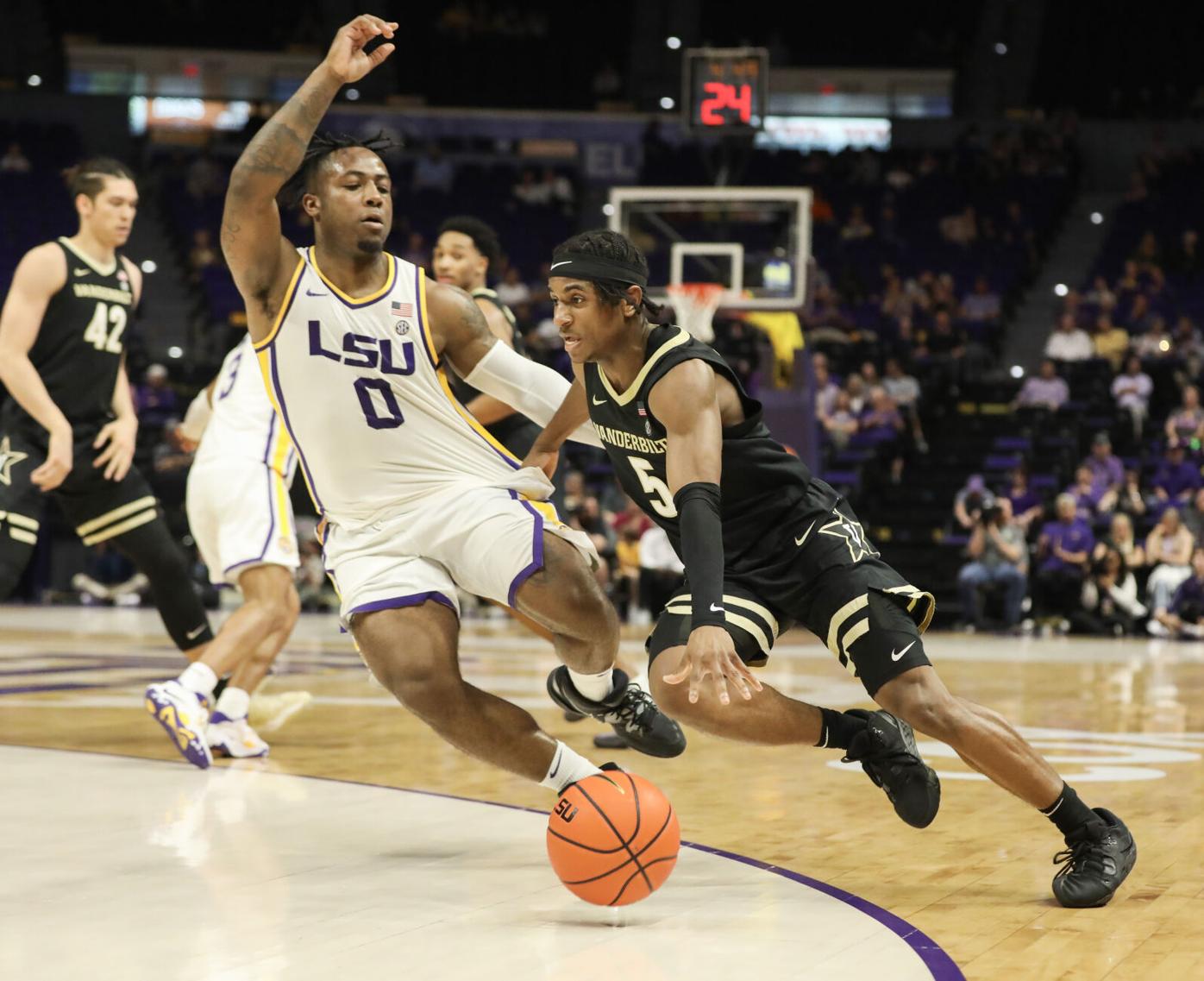 LSU ruins Vanderbilt's momentum tenfold, 11-1