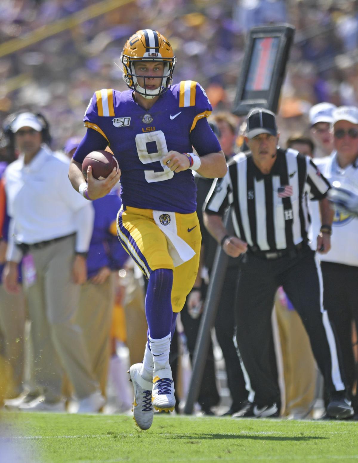 BR.lsuutahstatemain.100619 HS 2157.JPG