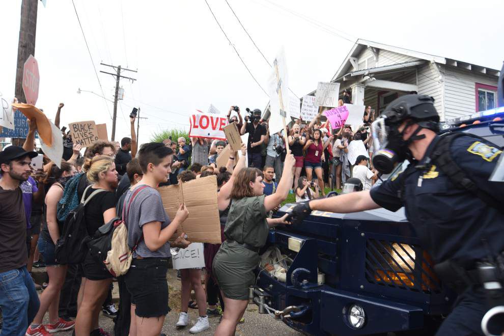 Critics question use of military-style equipment by police during Baton Rouge protests _lowres