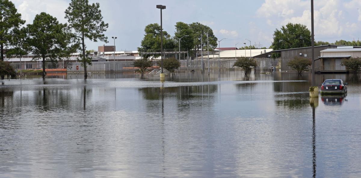 DamagedBuildings bf 0354.jpg