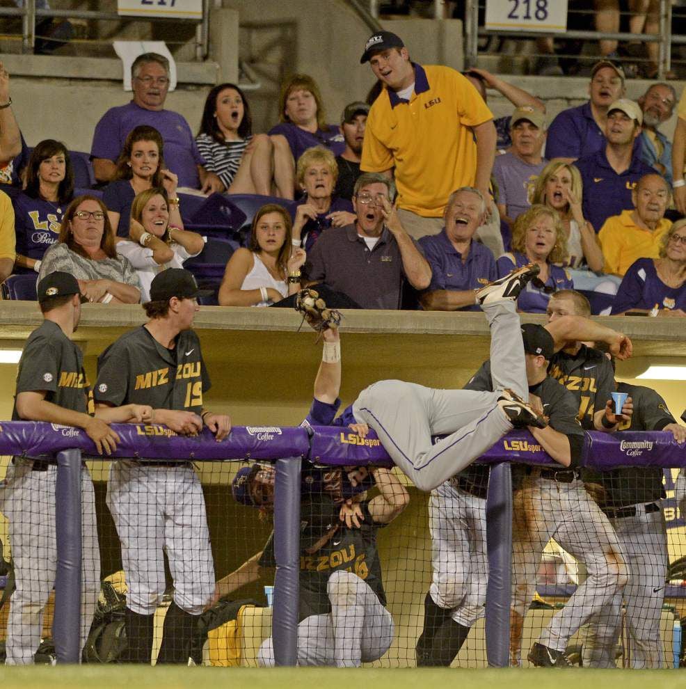 Look who’s back: Pitcher Alex Lange leads LSU to an 8-2 series-clinching win over Missouri _lowres