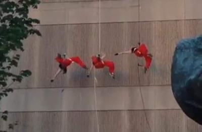 Video: Moving Colors performance delights festival-goers _lowres