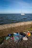 Louisian lawmakers lessen litter fines, boost community service