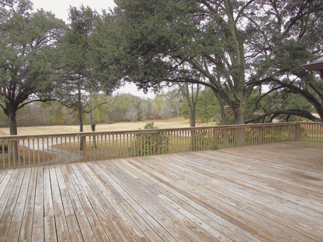 Rolling Hills of Jean Lafitte Real Estate