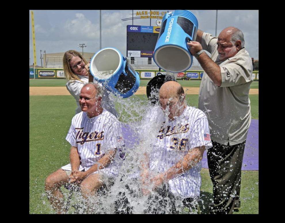 LSU baseball coach Paul Mainieri and Skip Bertman take the ALS ice bucket challenge _lowres