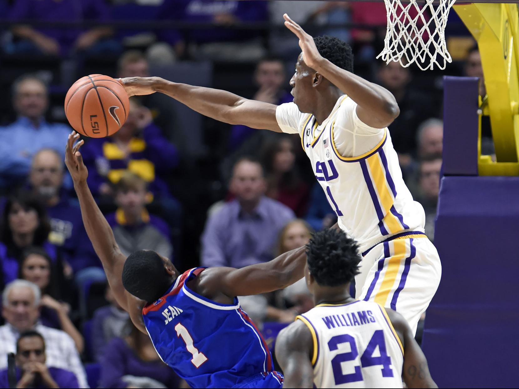 No 22 Lsu Basketball Team Closes With 17 9 Run In Final Six Minutes To Survive Louisiana Tech Upset Bid Lsu Theadvocate Com