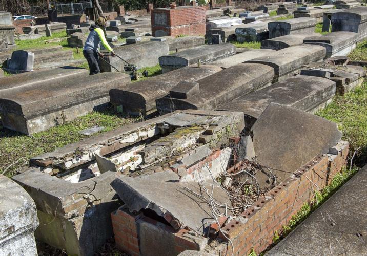 Broken graves, tangled weeds: Why does Baton Rouge's oldest Black ...