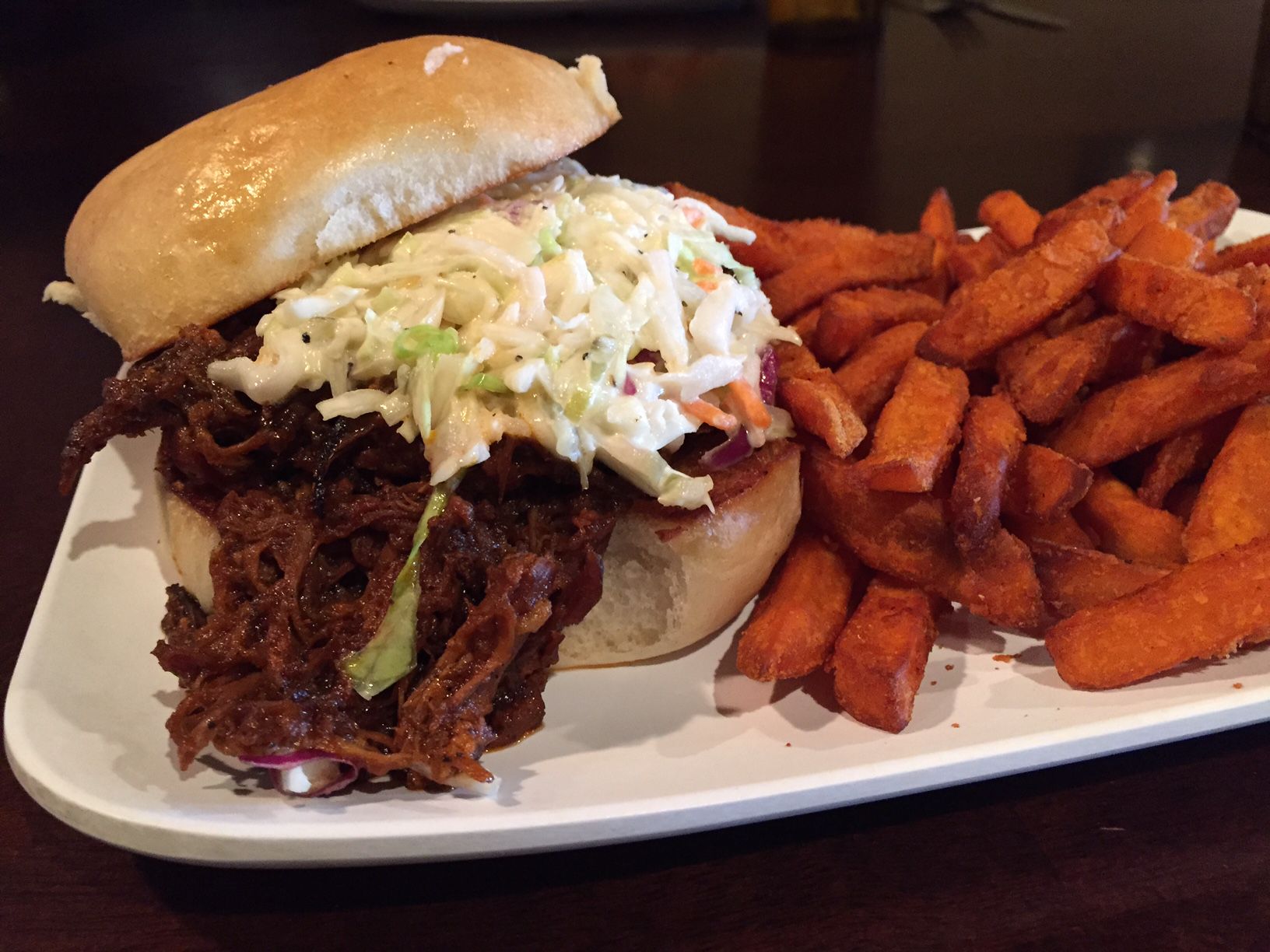 Restaurant Review: BBQ, Burgers And Tamales? Pimanyoli's Does It All ...