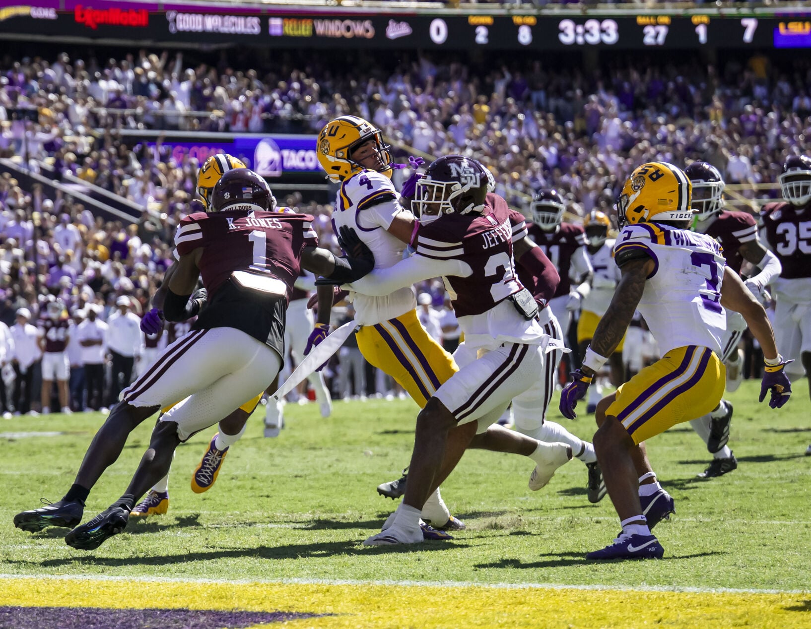 NO.lsumissstate.101826_446 MJ.JPG