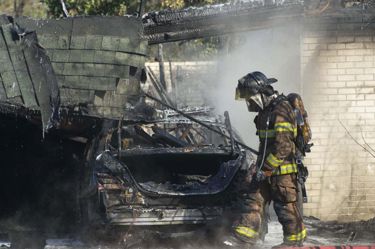One dead in early morning fire on 78th Avenue, Baton Rouge Fire Department says Crime/Police