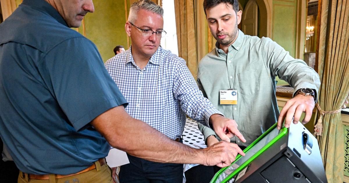 Louisiana’s push to replace decades-old voting machines advances ...