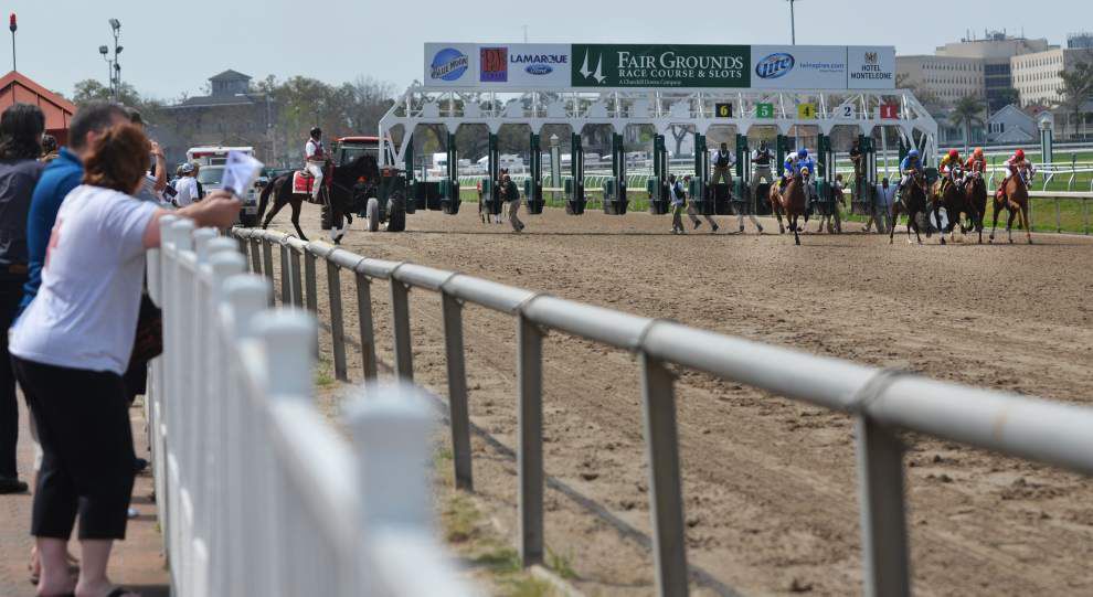Video: Untapable wins the Fair Grounds Oaks _lowres