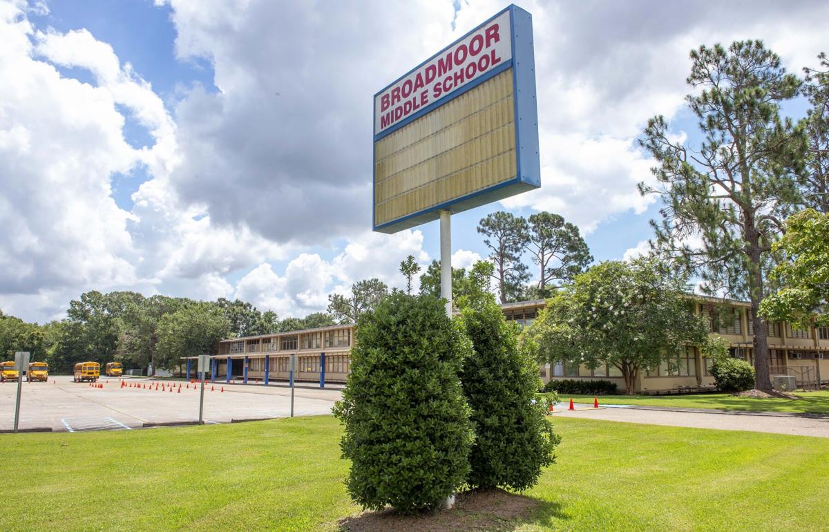 Plans to turn Broadmoor Middle into a visual and performing arts school