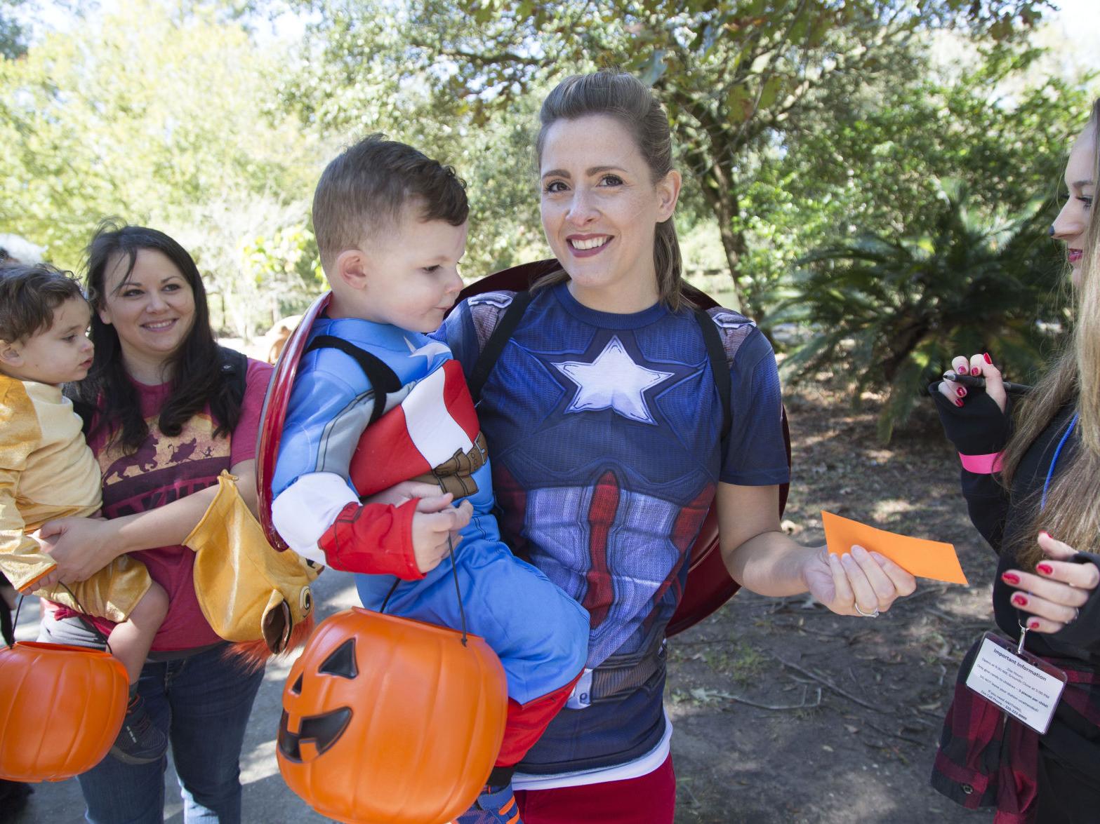 East Baton Rouge Announces Trick Or Treat Hours For Halloween News Theadvocate Com East Baton Rouge Announces Trick Or Treat Hours For Halloween News Theadvocate Com