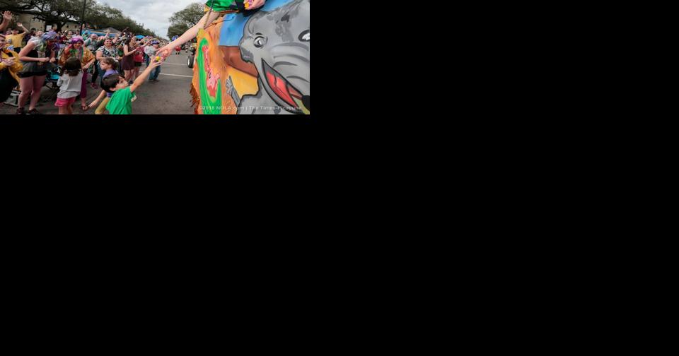 Ride in a 2025 Mardi Gras parade with an early bird special | Entertainment/Life - Vimarsana News