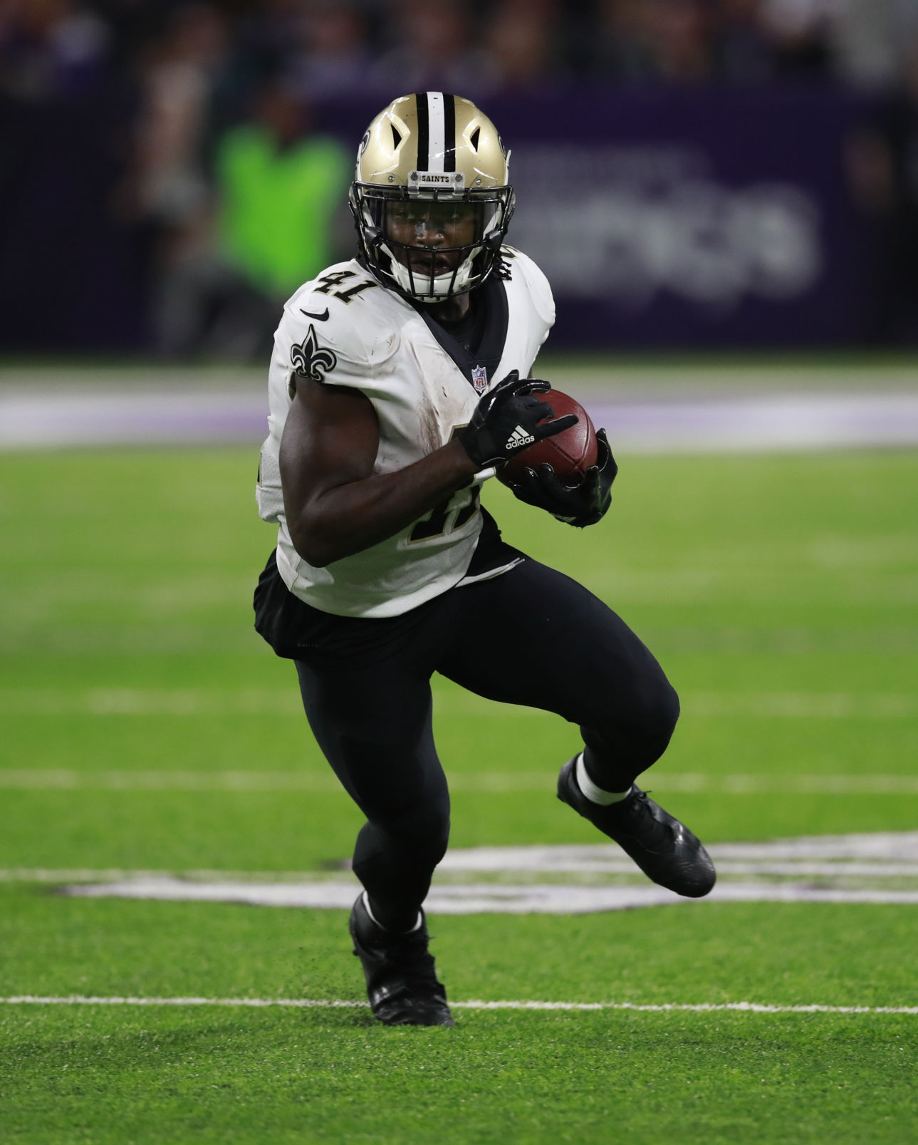 Watch Alvin Kamara Set Saints Record With 106-yard Kickoff Return For ...