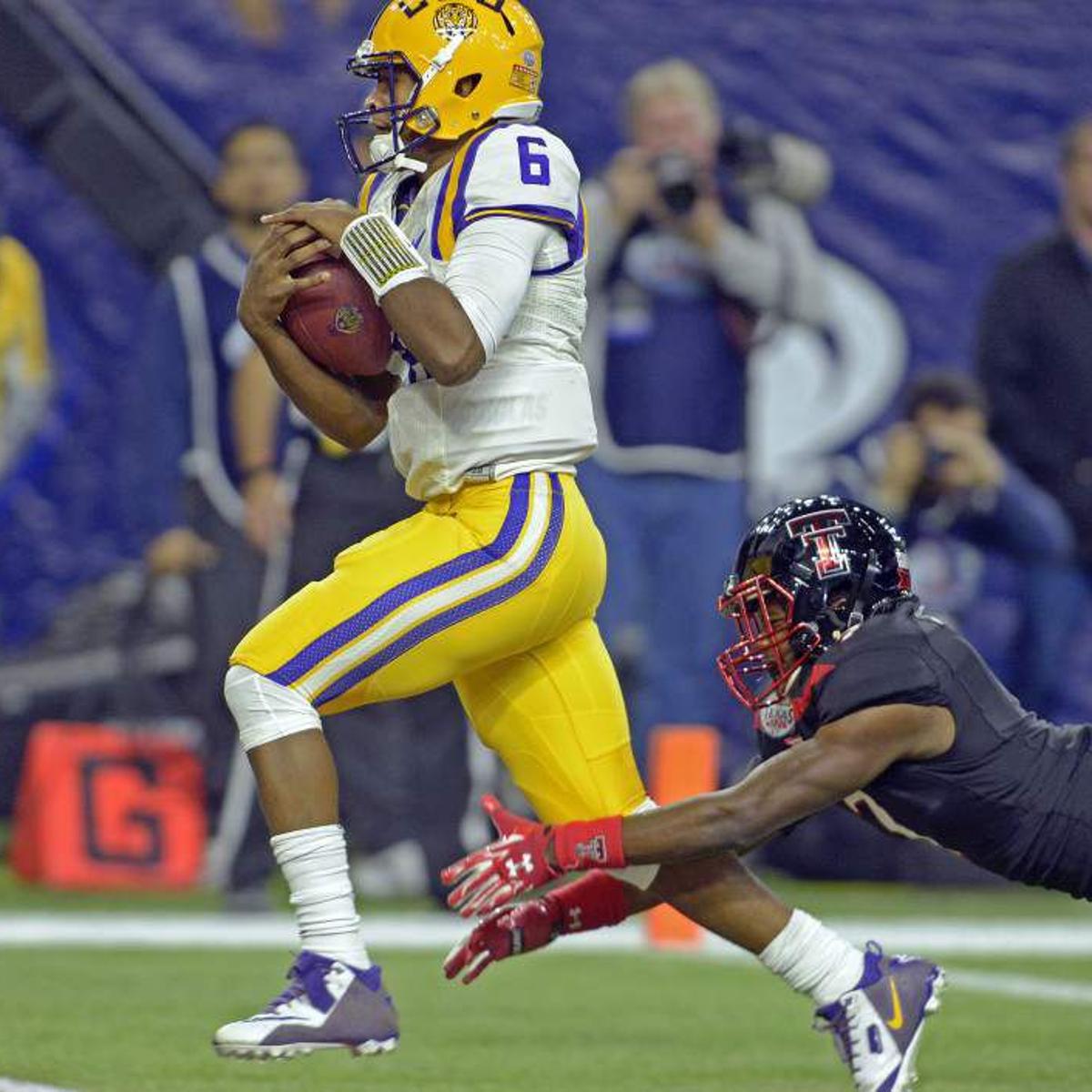 Bumpy Ride Lsu S Search For 2016 Quarterback Signee Marches On