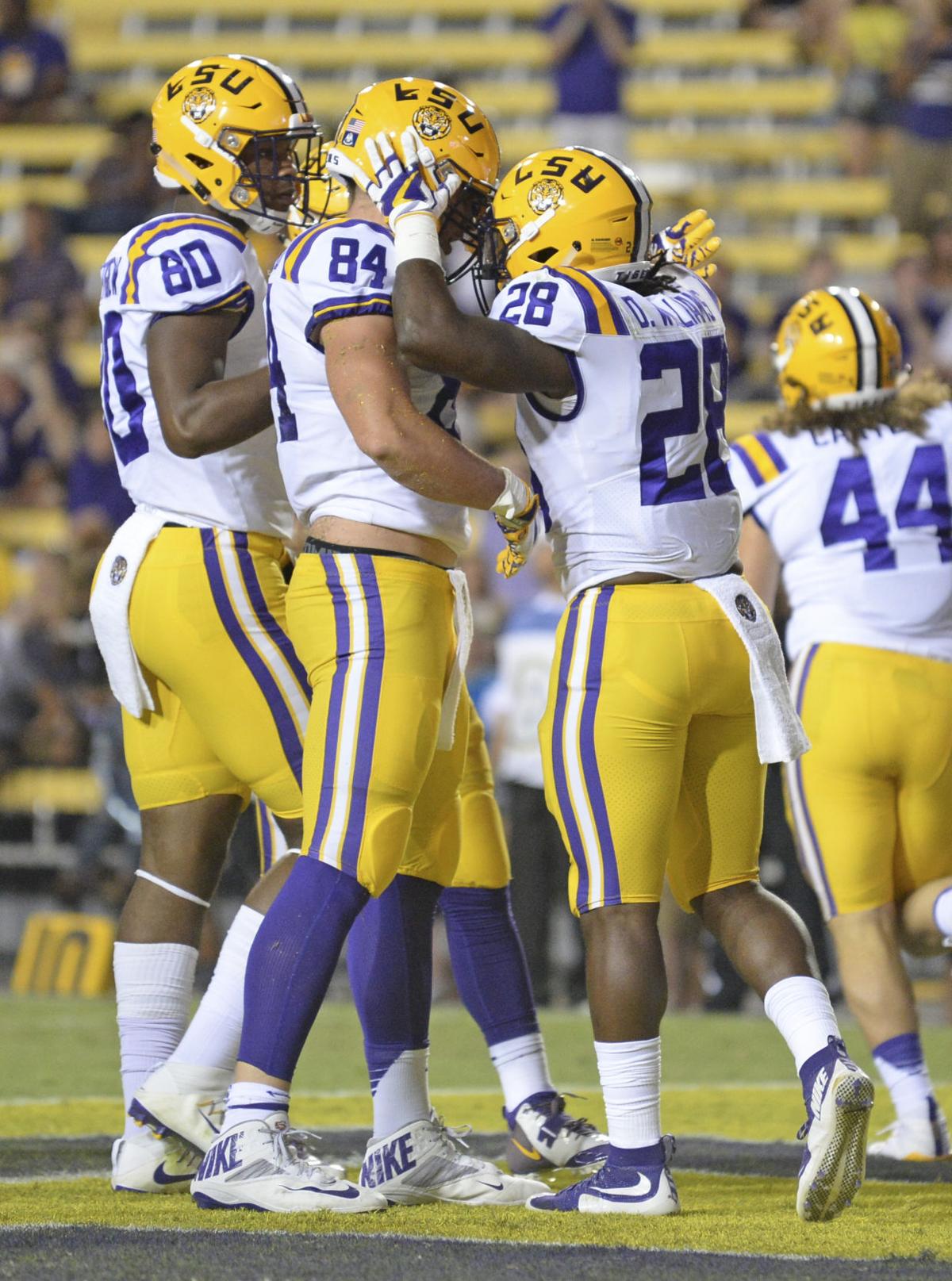 lsuchattanooga.091017 HS 2930.JPG