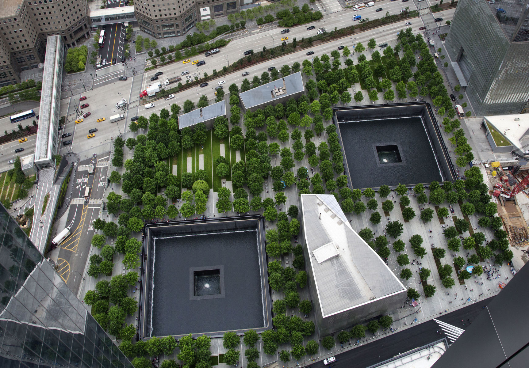 Somber Tributes, New Monument To 9/11 Victims Mark Remembrance 17 Years ...