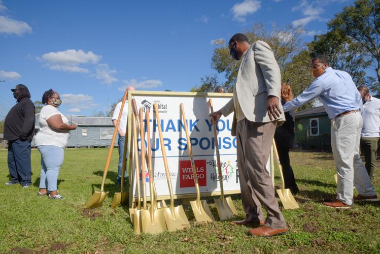 'What I've always wanted' Lafayette Habitat for Humanity celebrates groundbreaking for six new