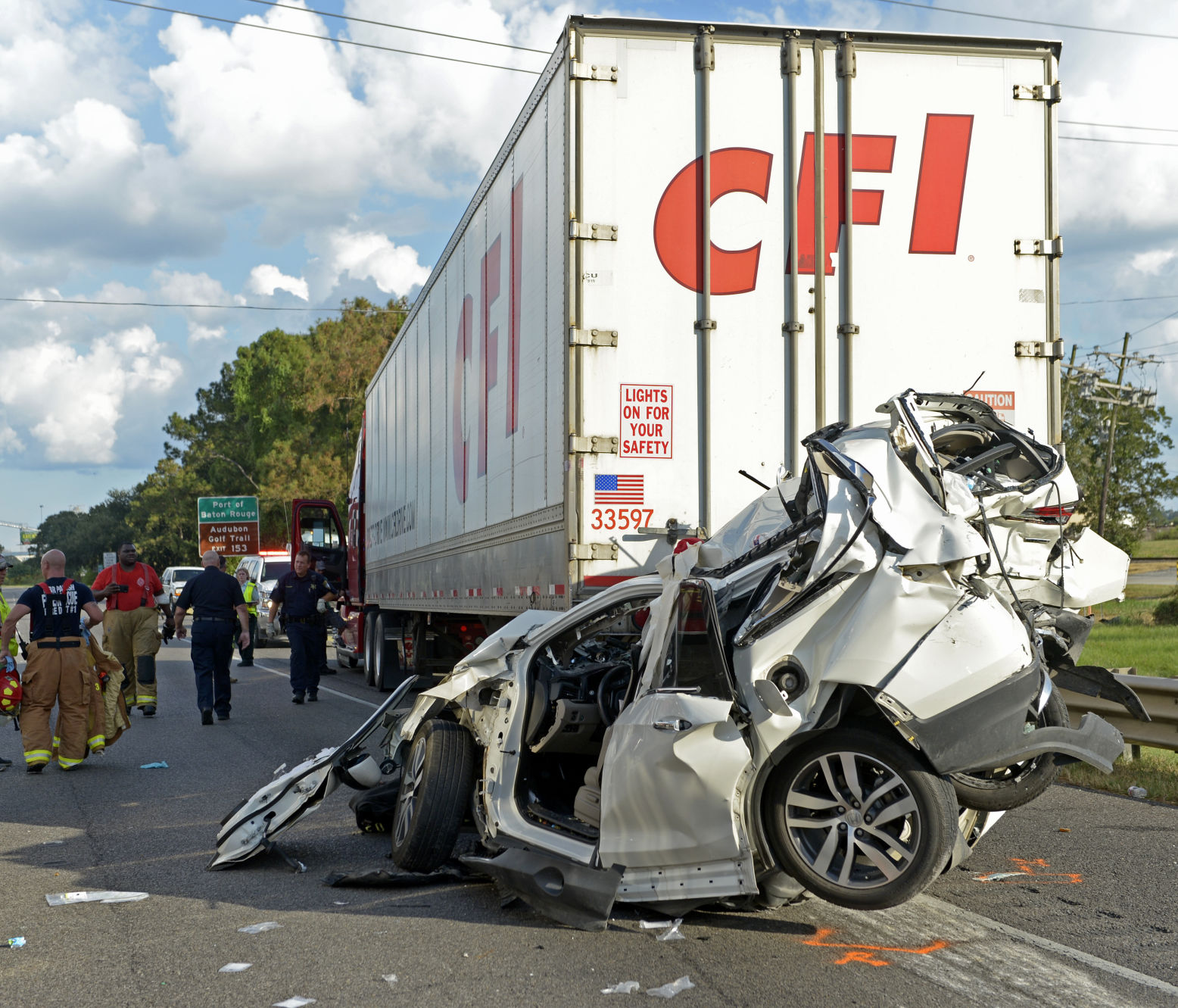 Multiple Injured In Major I-10 Crash Involving Two 18-wheelers Tuesday ...