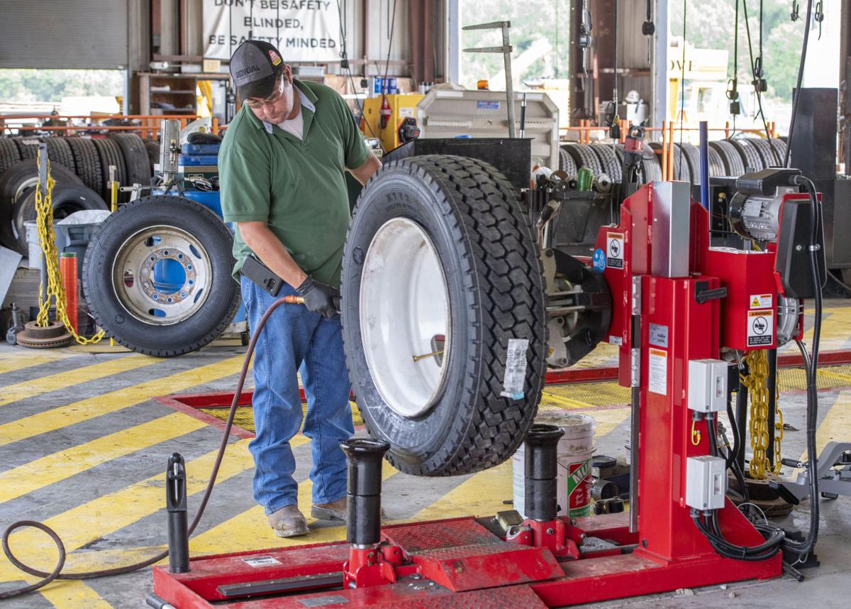 BR.coronatrucking.adv. 0013 bf.JPG