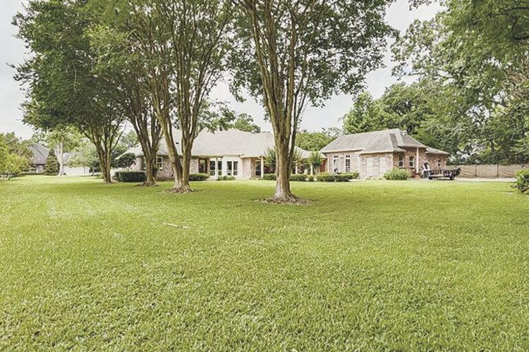 18588 St. Andrews Court East