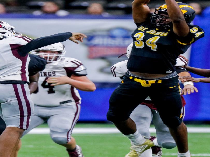 Saivion Jones 4 Star Defensive End From St James Gives