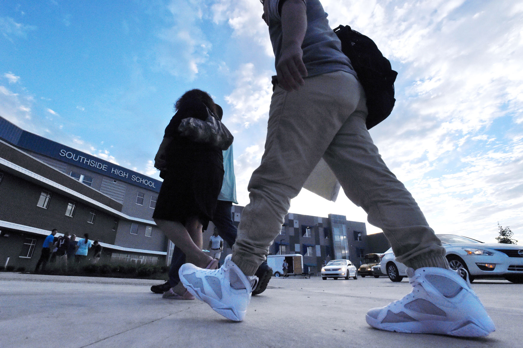 Jordan 7 pure hot sale platinum on feet