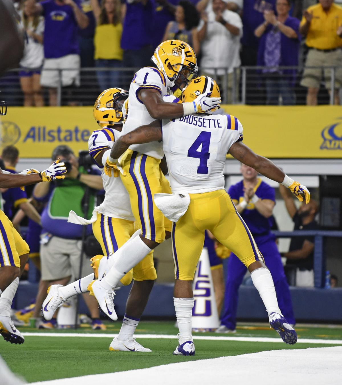BR.lsumiami.090311_HS_2752
