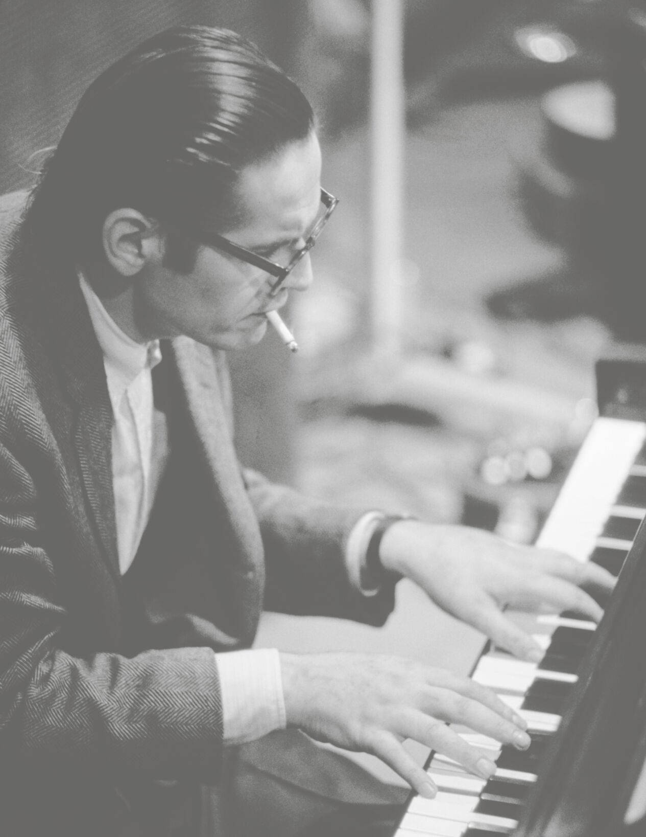 Take a listen to 61 recordings by jazz icon Bill Evans in new retrospective 5 CD box set Music theadvocate