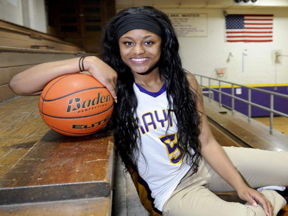 Rayne Basketball Standout Charlesha Dugas Signs With Southeastern