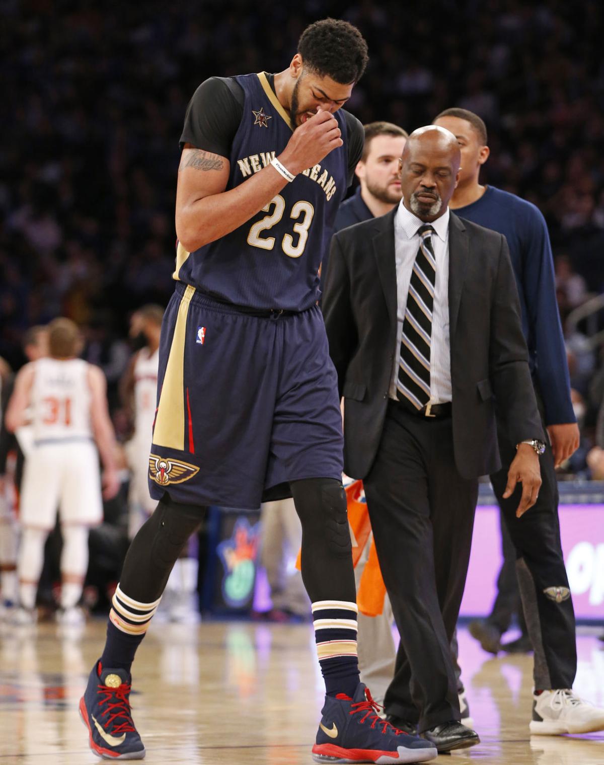 Anthony Davis' injuries continue to be big concern for ...
