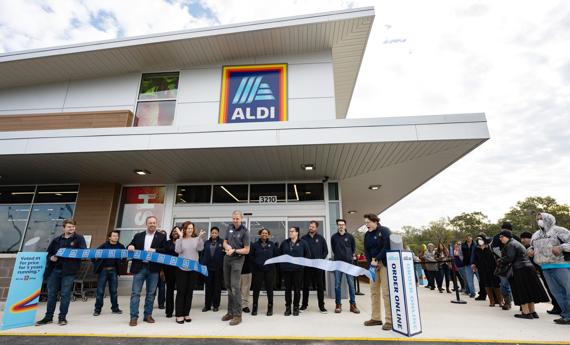 Aldi Opens Full-service Grocery Store In North Lafayette | Business ...