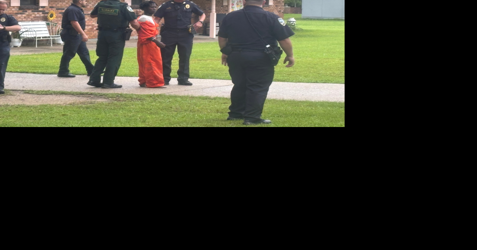 Tangipahoa Parish deputy placed on leave after inmate briefly escapes custody at courthouse Jun 15, 2026 3 hrs ago 1 min to read