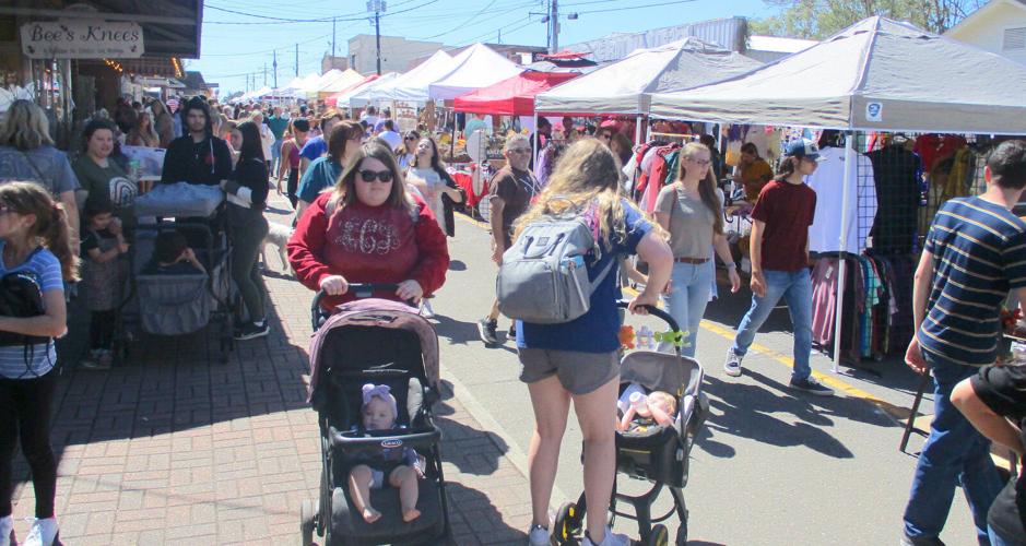 Recordsetting crowds attend Denham Springs Antique Village Fall