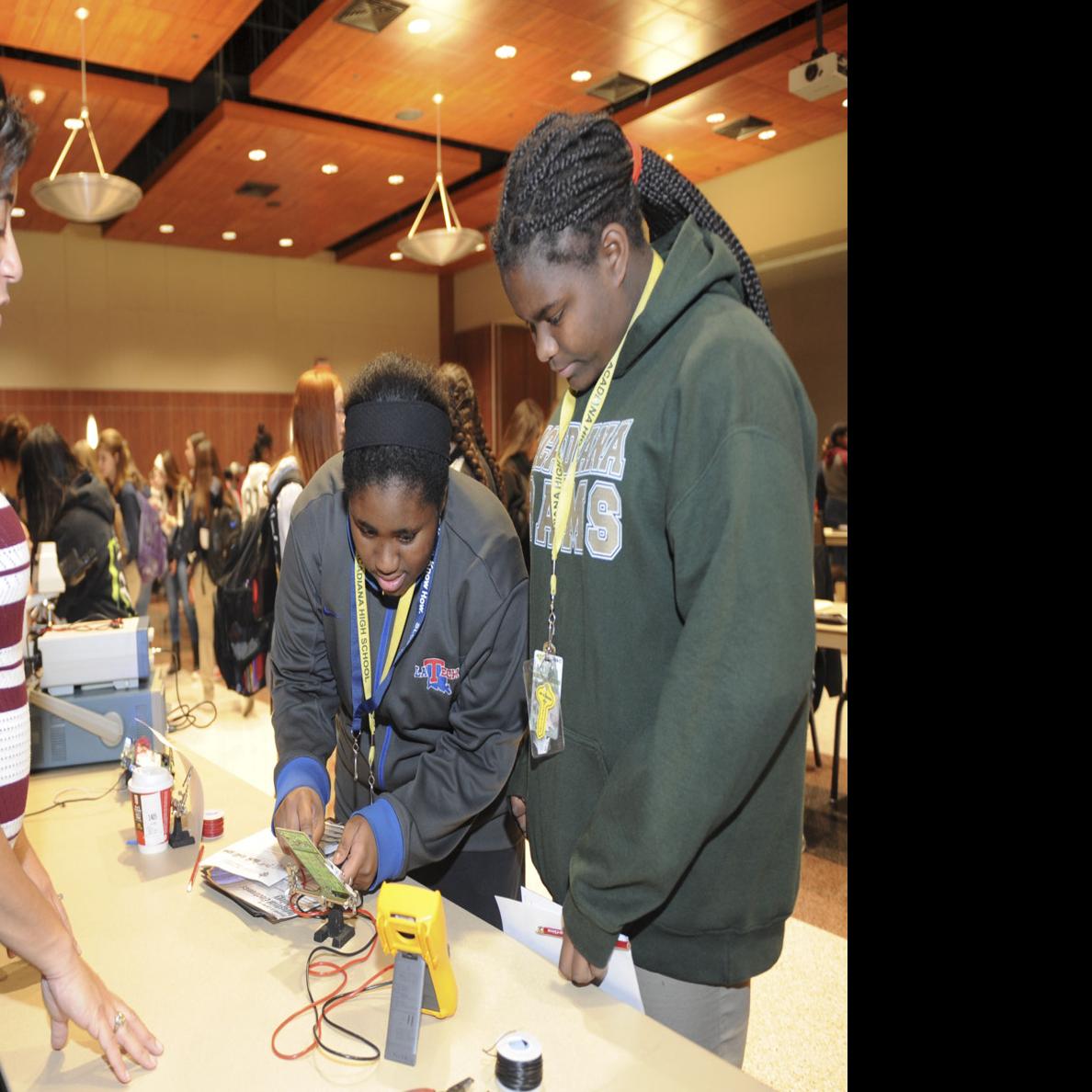 Acadiana Ninth Grade Girls Get Guidance On Non Traditional