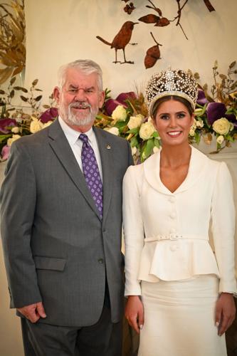 ACA.kingqueen.adv.082.RMay.JPG