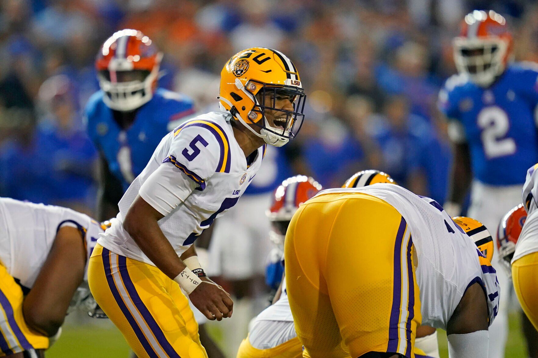 Live: No. 18 LSU Battles Florida At Home After Tigers Have A Soul ...