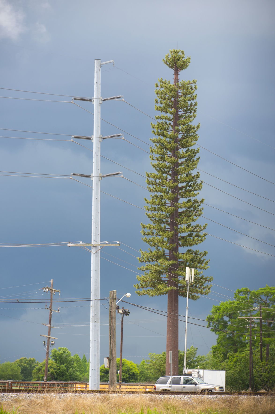 ask-the-advocate-what-s-happening-with-5g-cell-towers-in-east-baton